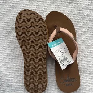 Reef cushion flip flops